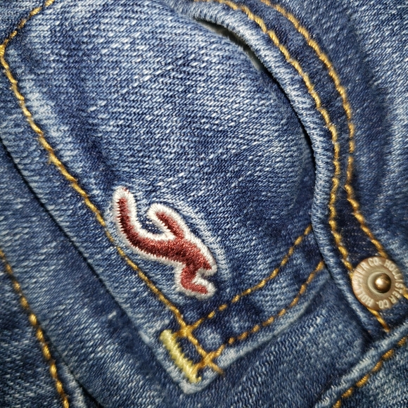 hollister jean. 26x31 - Picture 5 of 9